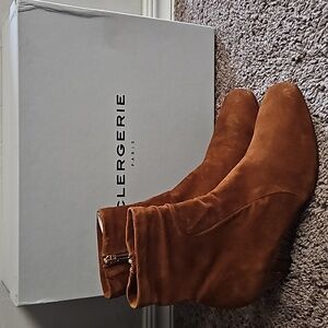 Robert Clergerie Tammy Suede Leather Ankle Boot